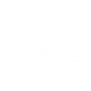 Logo Grande Quadrado BRANCO- Turiste-se