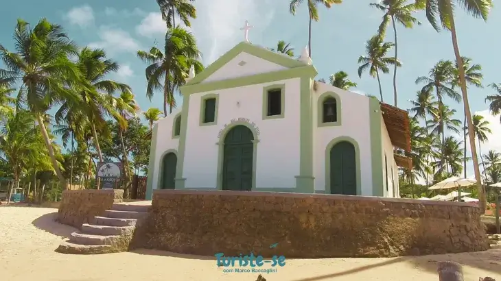 Igreja de São Benedito Praia dos Carneiros PE - Turiste-se