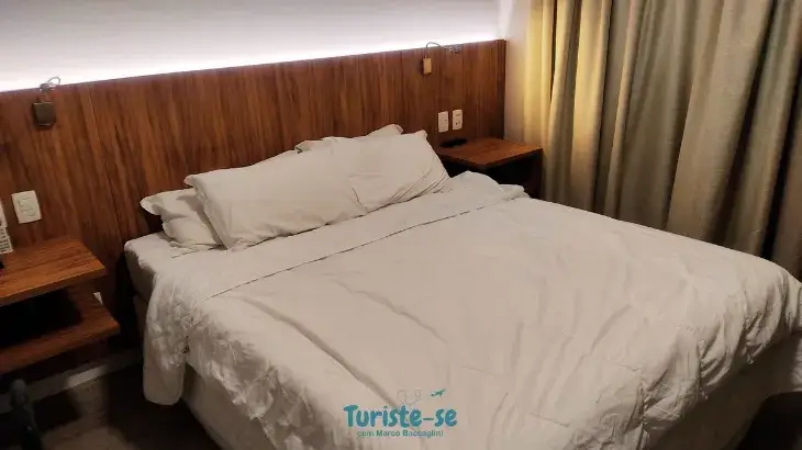 Cama Casal Hotel Le Canard Joinville - Turiste-se