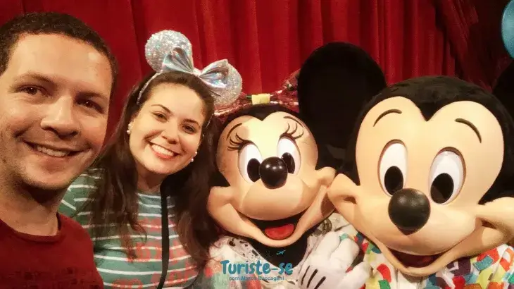 Nós e o Mickey e Minnie Magic Kingdom Orlando - Turiste-se