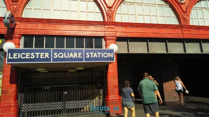 Kings Cross Station Universal Studios Orlando - Turiste-se