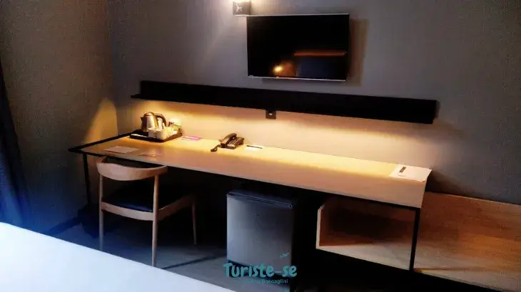 Mesa Quarto Hotel Naalt Joinville - Turiste-se